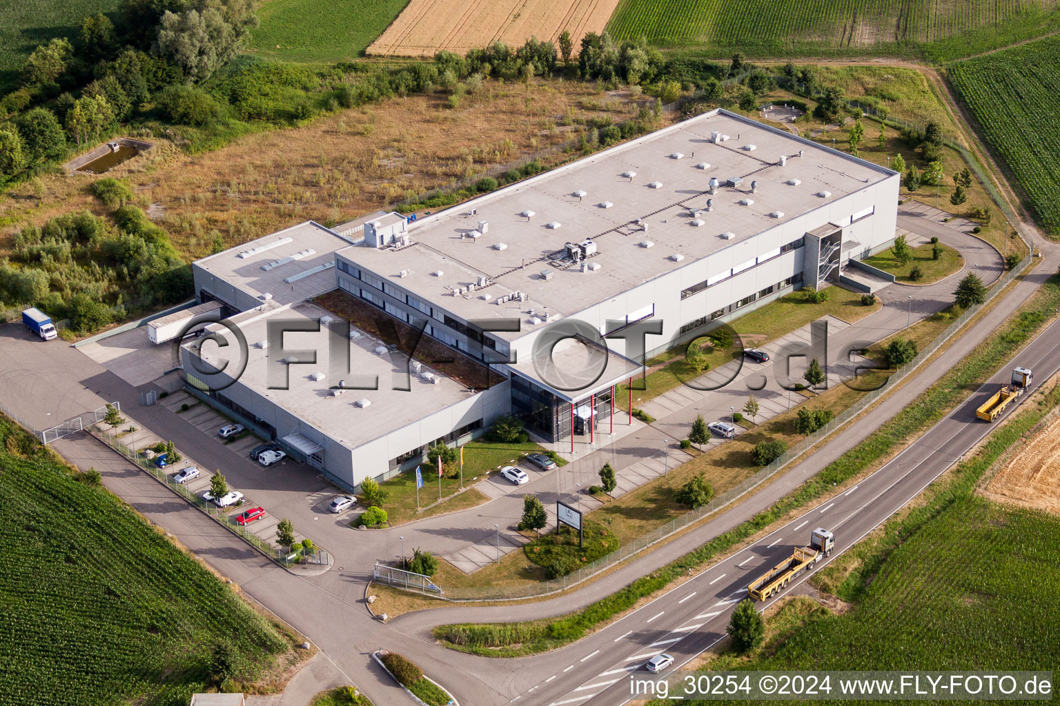ADA Cosmetics International GmbH im Ortsteil Bodersweier in Kehl im Bundesland Baden-Württemberg, Deutschland vom Flugzeug aus