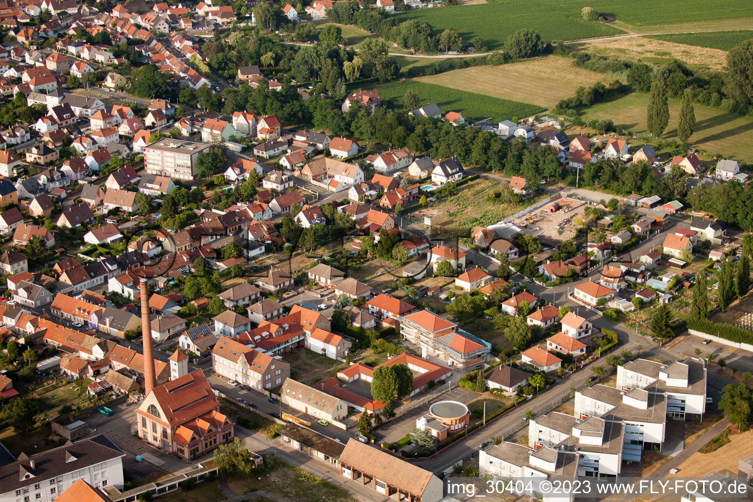 Schrägluftbild von Bischwiller im Bundesland Bas-Rhin, Frankreich