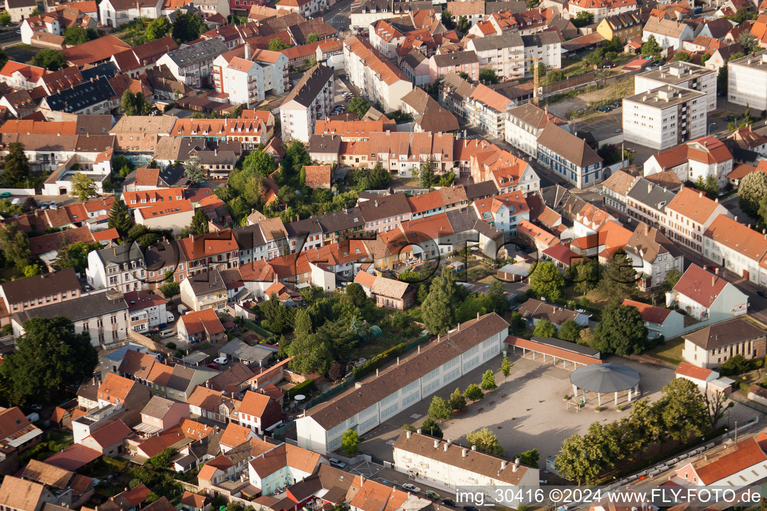 Luftbild von Bischwiller im Bundesland Bas-Rhin, Frankreich