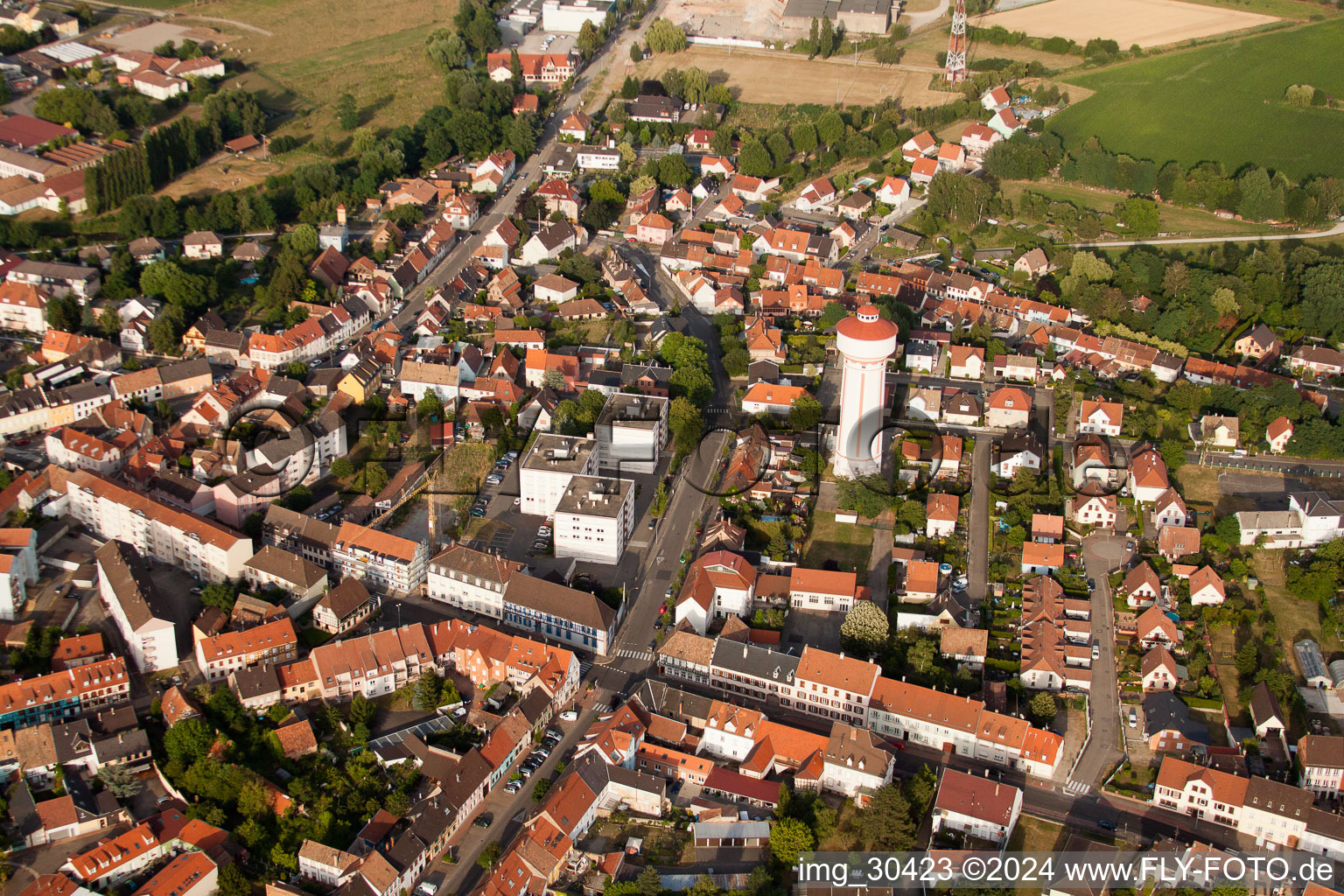 Bischwiller im Bundesland Bas-Rhin, Frankreich vom Flugzeug aus