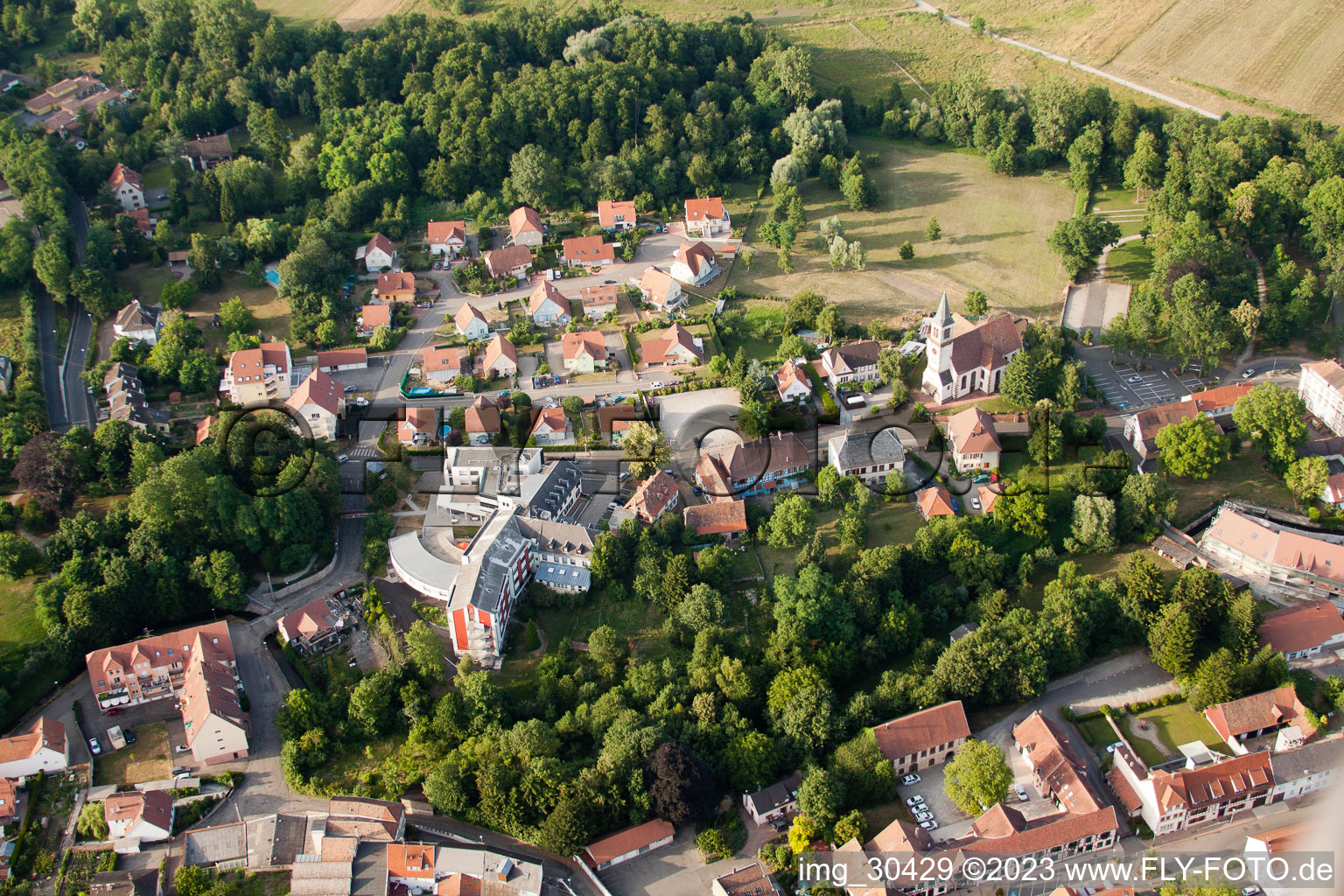 Bischwiller im Bundesland Bas-Rhin, Frankreich von einer Drohne aus