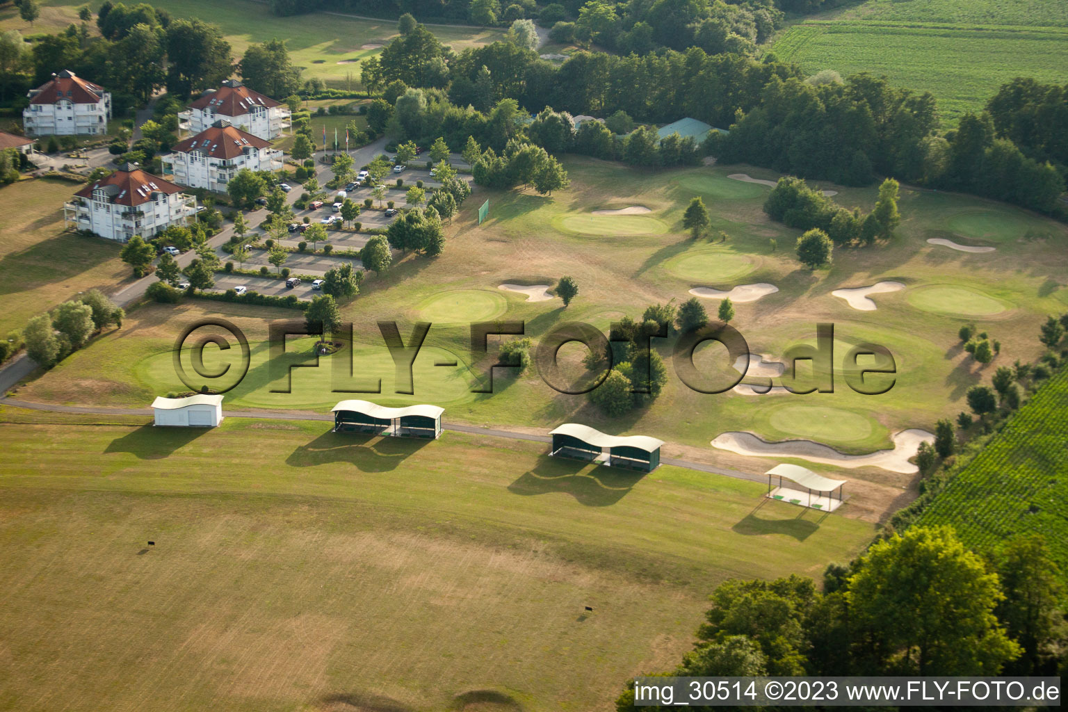 Soufflenheim , Golfclub Soufflenheim Baden-Baden im Bundesland Bas-Rhin, Frankreich aus der Luft betrachtet
