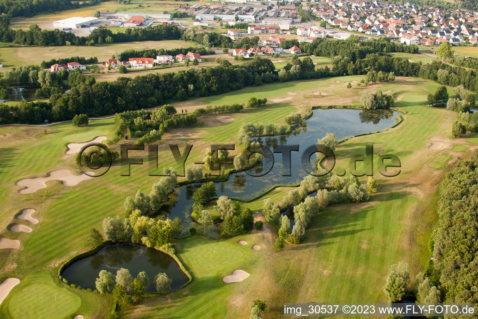 Luftbild von Soufflenheim , Golfclub Soufflenheim Baden-Baden im Bundesland Bas-Rhin, Frankreich