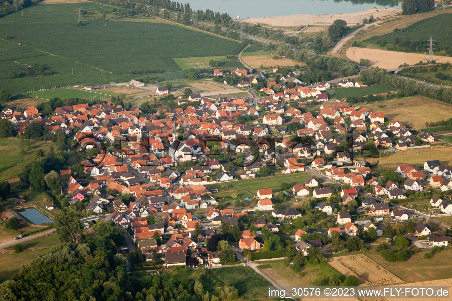 Luftbild von Leutenheim von Südwesten im Bundesland Bas-Rhin, Frankreich