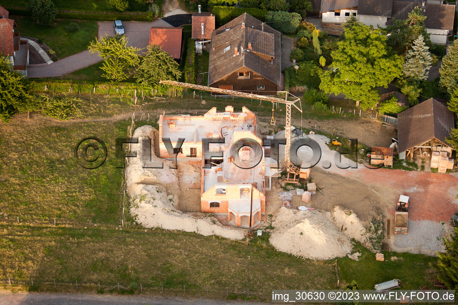 Wintzenbach im Bundesland Bas-Rhin, Frankreich von der Drohne aus gesehen