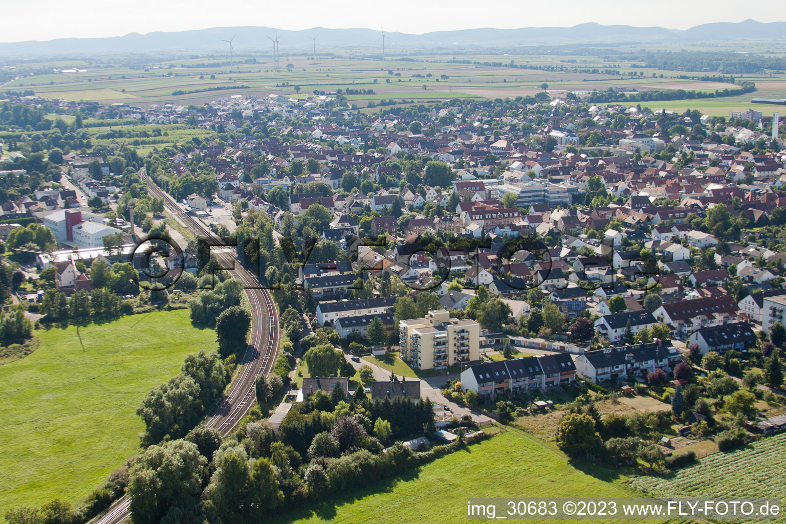 Kandel von Südosten im Bundesland Rheinland-Pfalz, Deutschland aus der Vogelperspektive