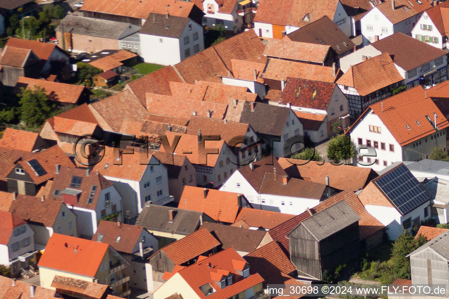 Hatzenbühl im Bundesland Rheinland-Pfalz, Deutschland aus der Vogelperspektive