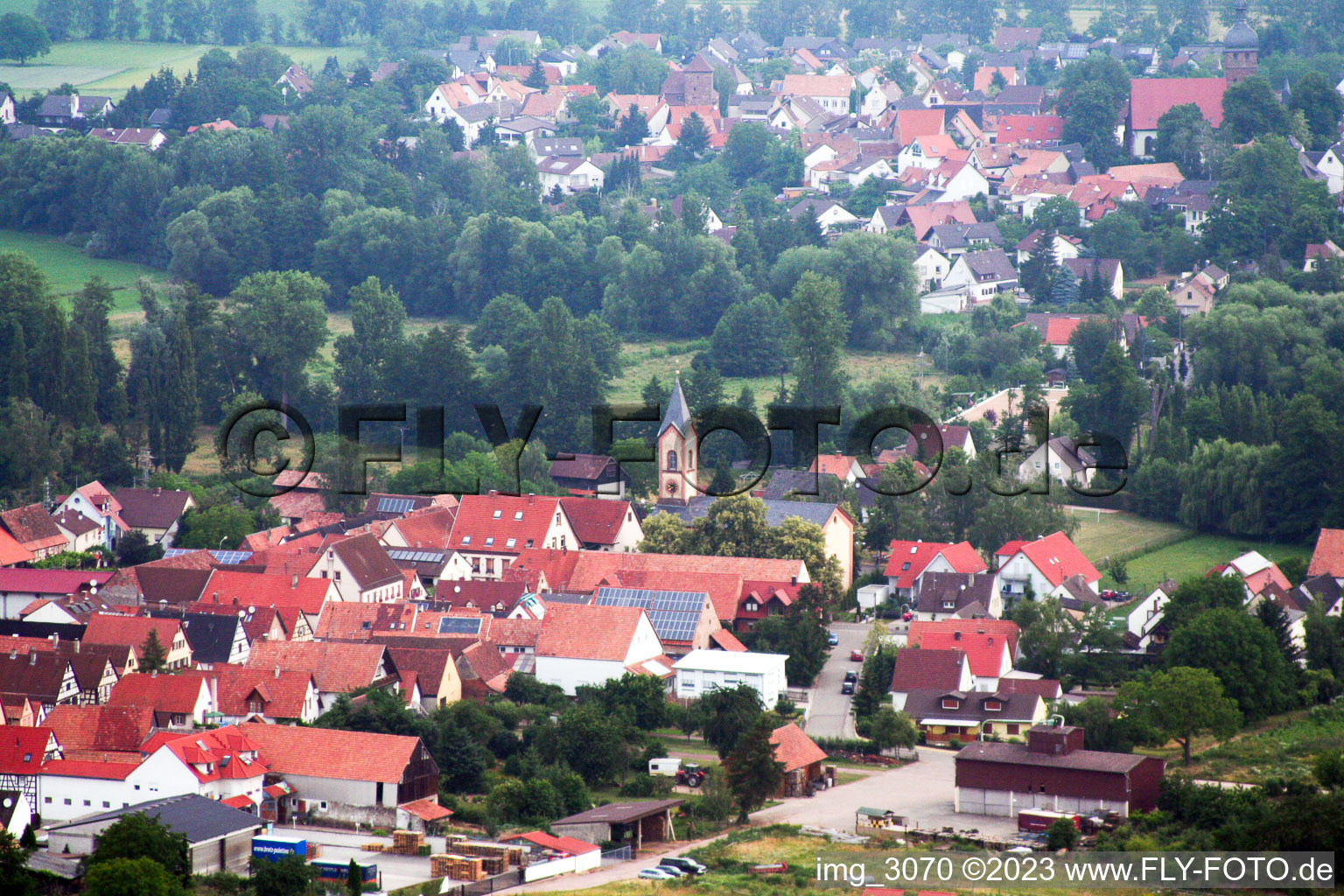 Ortsteil Mühlhofen in Billigheim-Ingenheim im Bundesland Rheinland-Pfalz, Deutschland von oben gesehen