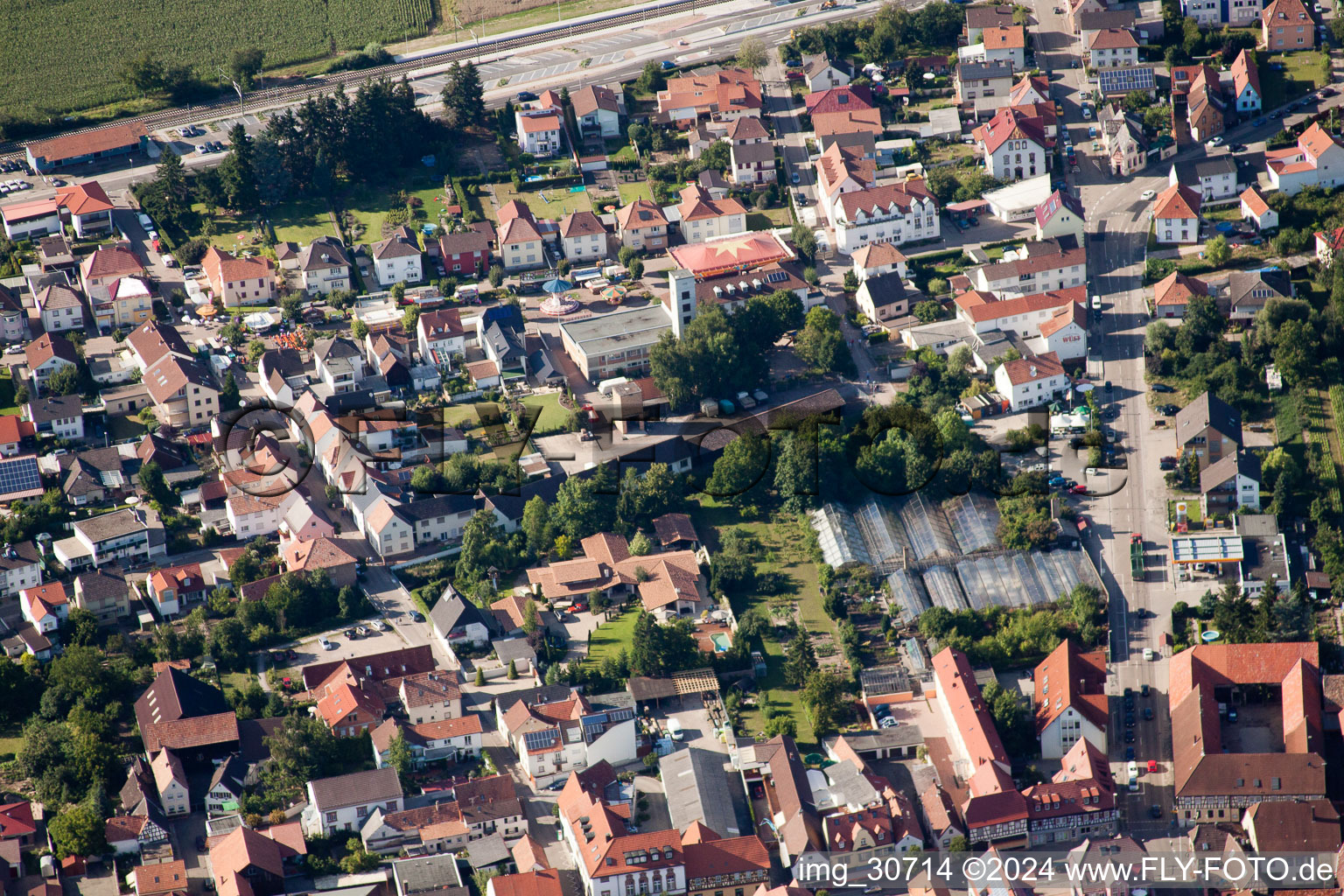 Rülzheim im Bundesland Rheinland-Pfalz, Deutschland von der Drohne aus gesehen