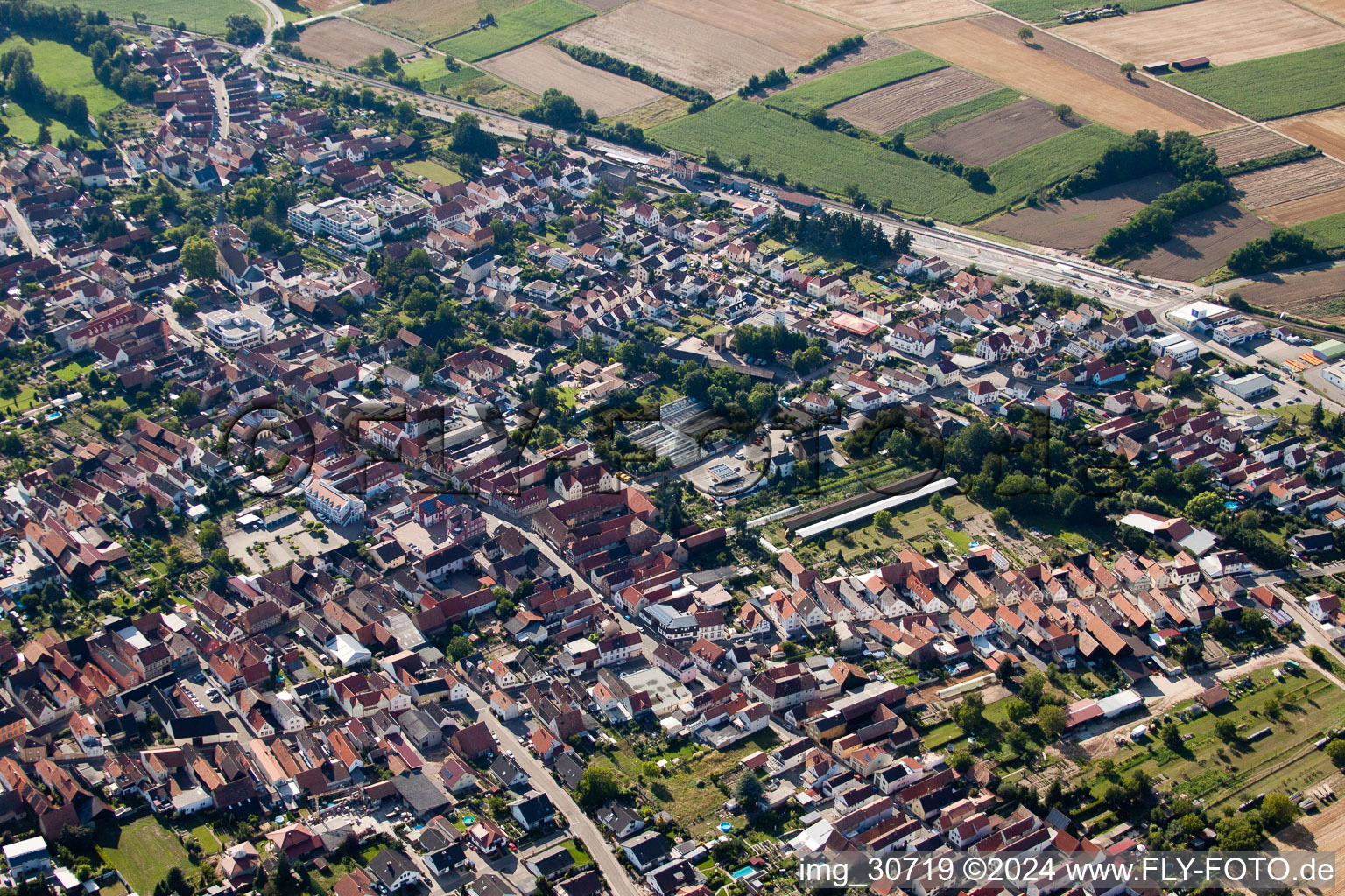 Rülzheim im Bundesland Rheinland-Pfalz, Deutschland von oben