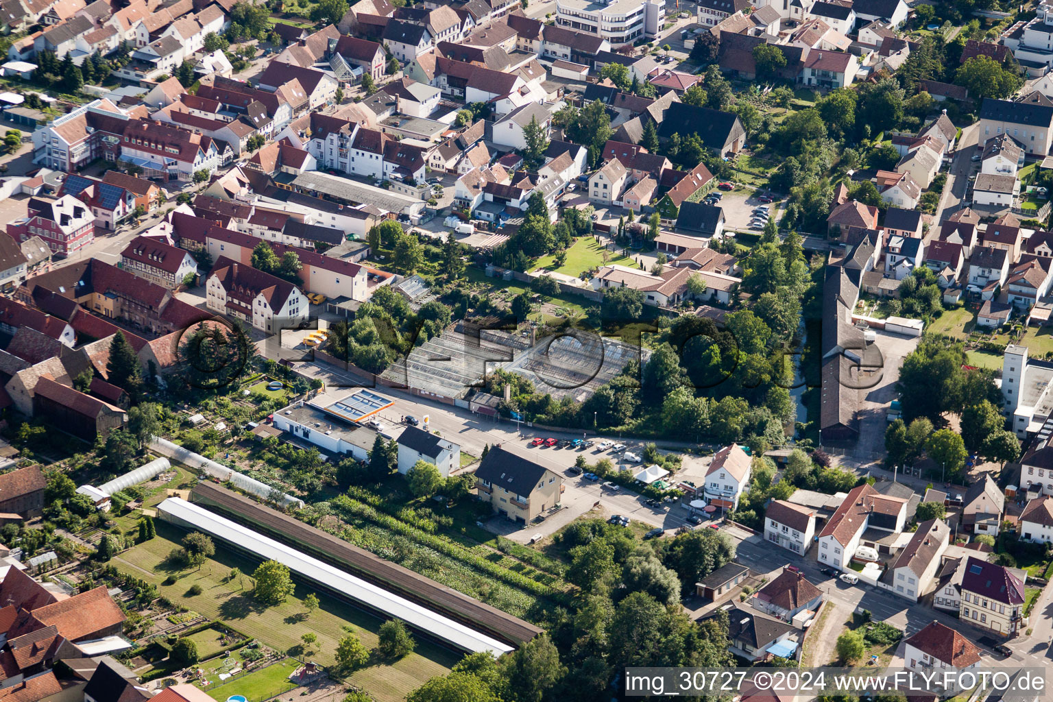 Rülzheim im Bundesland Rheinland-Pfalz, Deutschland aus der Drohnenperspektive