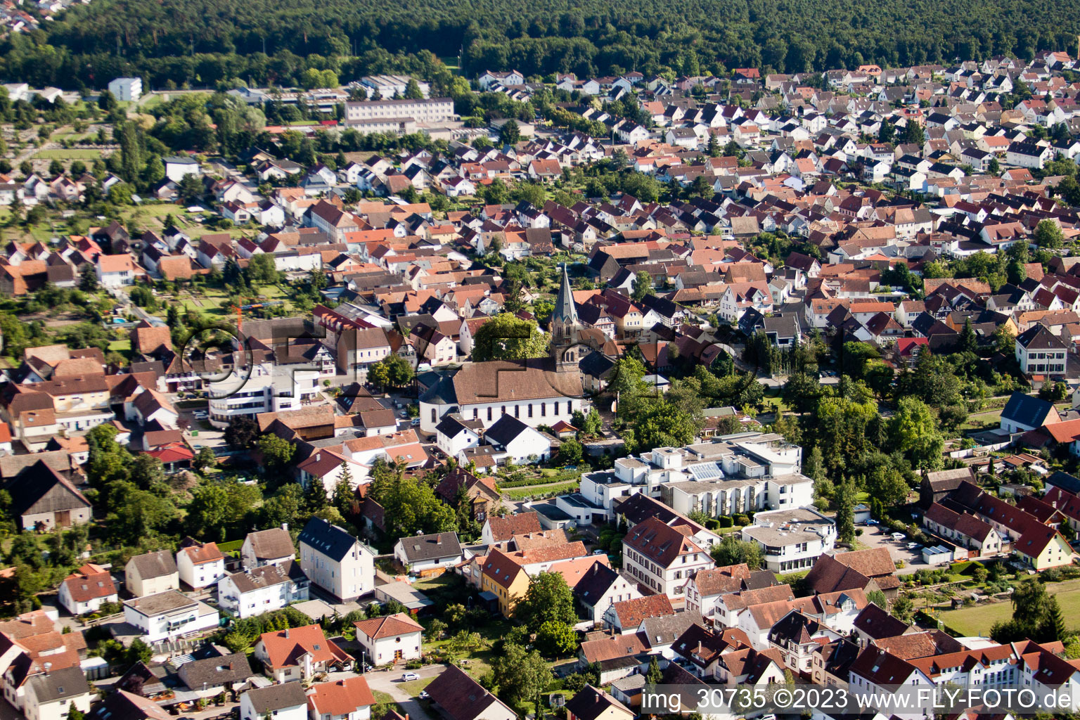 Schrägluftbild von Rülzheim im Bundesland Rheinland-Pfalz, Deutschland
