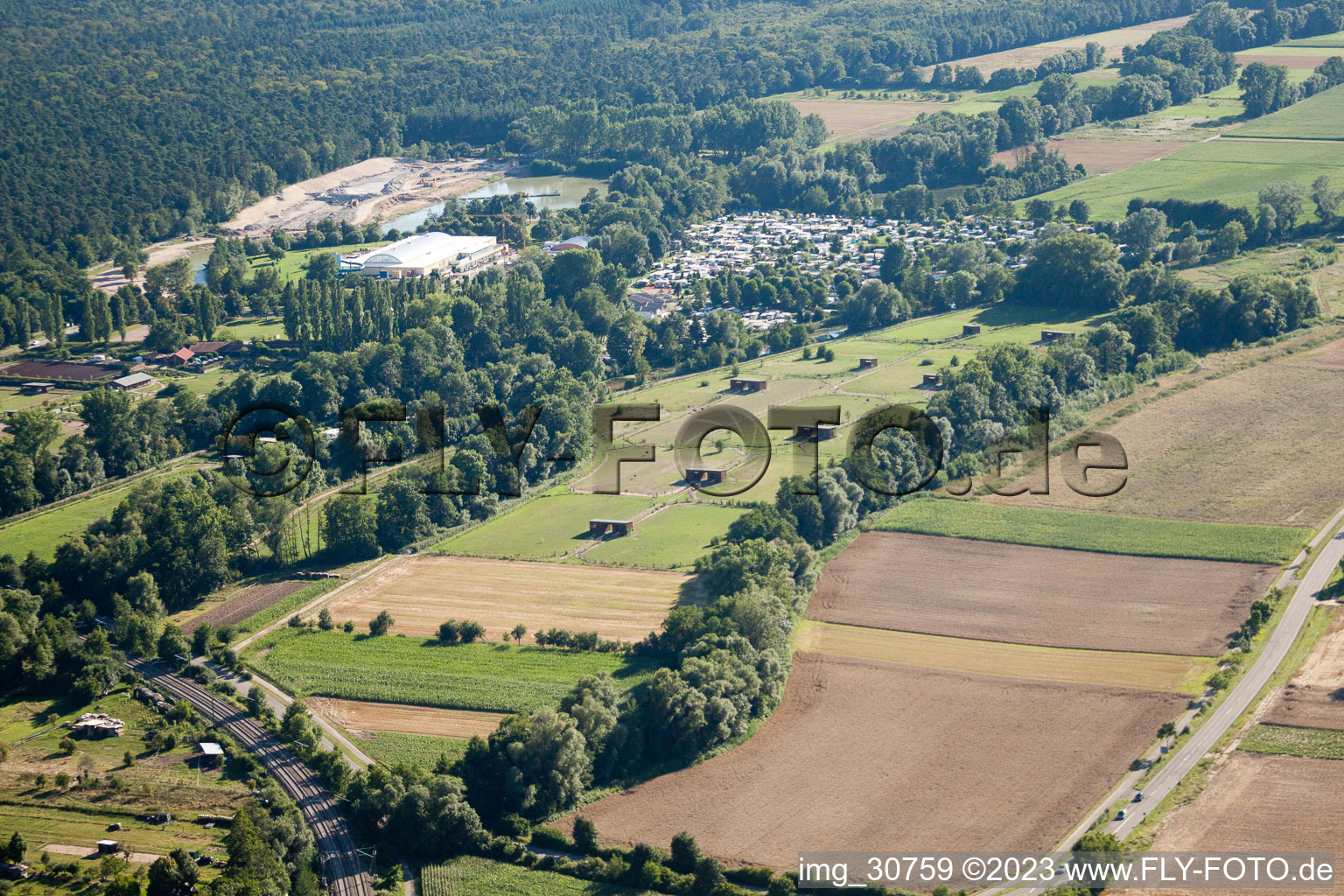 Luftbild von Rülzheim, Straussenfarm Mhou im Bundesland Rheinland-Pfalz, Deutschland