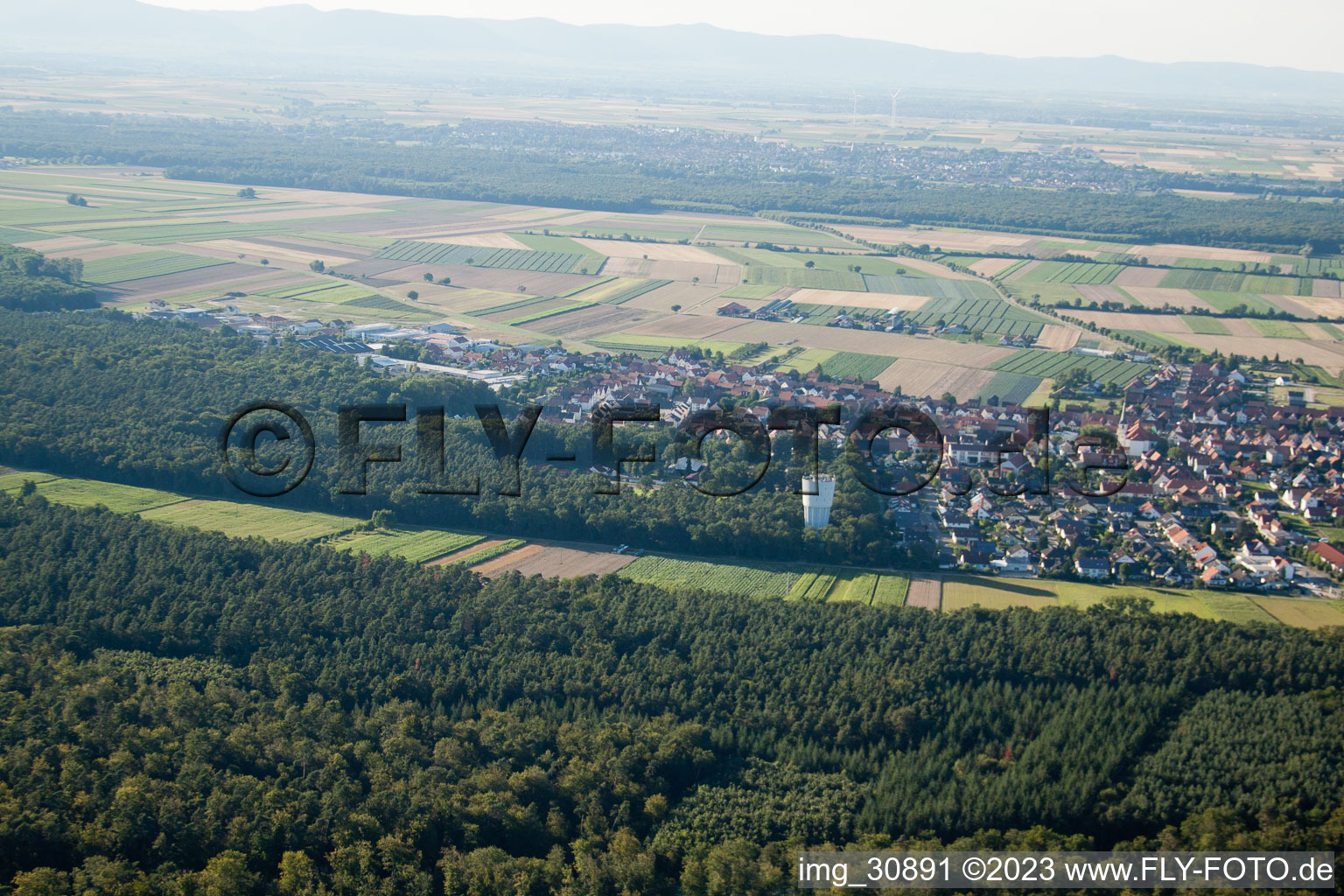 Luftaufnahme von Hatzenbühl von Süden im Bundesland Rheinland-Pfalz, Deutschland