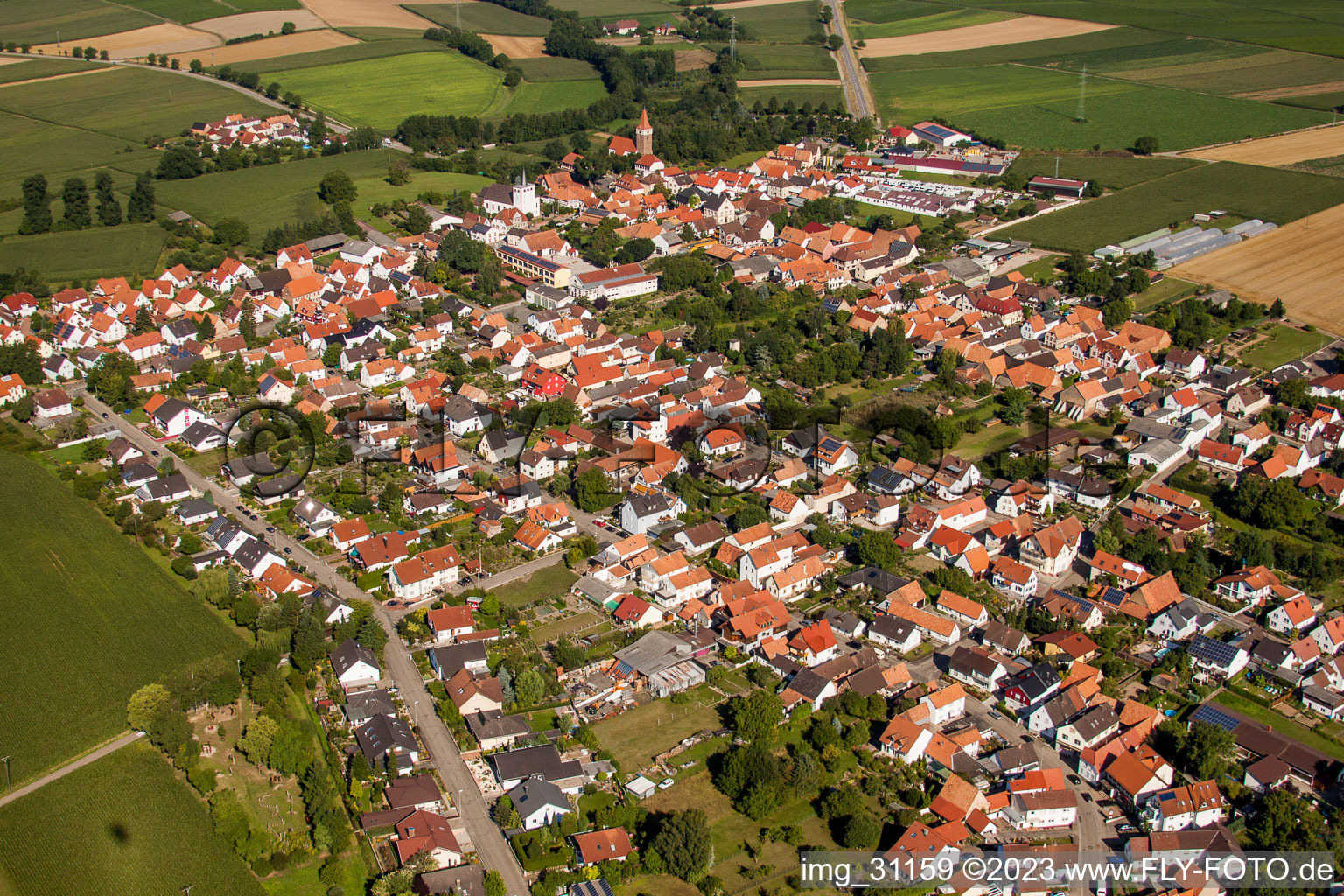 Luftaufnahme von Minfeld von Südosten im Bundesland Rheinland-Pfalz, Deutschland