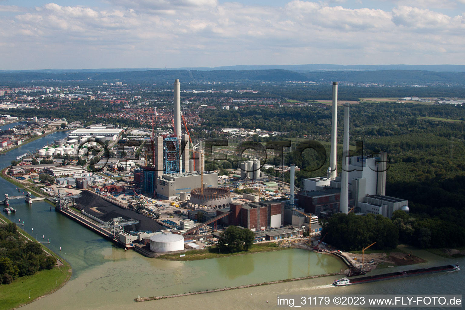 Luftbild von ENBW Neubau im Ortsteil Daxlanden in Karlsruhe im Bundesland Baden-Württemberg, Deutschland