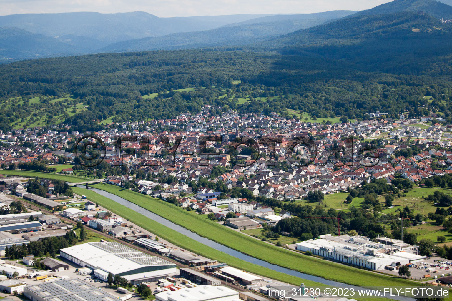 Luftbild von Kuppenheim im Bundesland Baden-Württemberg, Deutschland