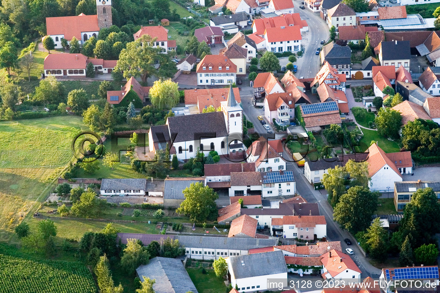 Minfeld, Herrengasse im Bundesland Rheinland-Pfalz, Deutschland