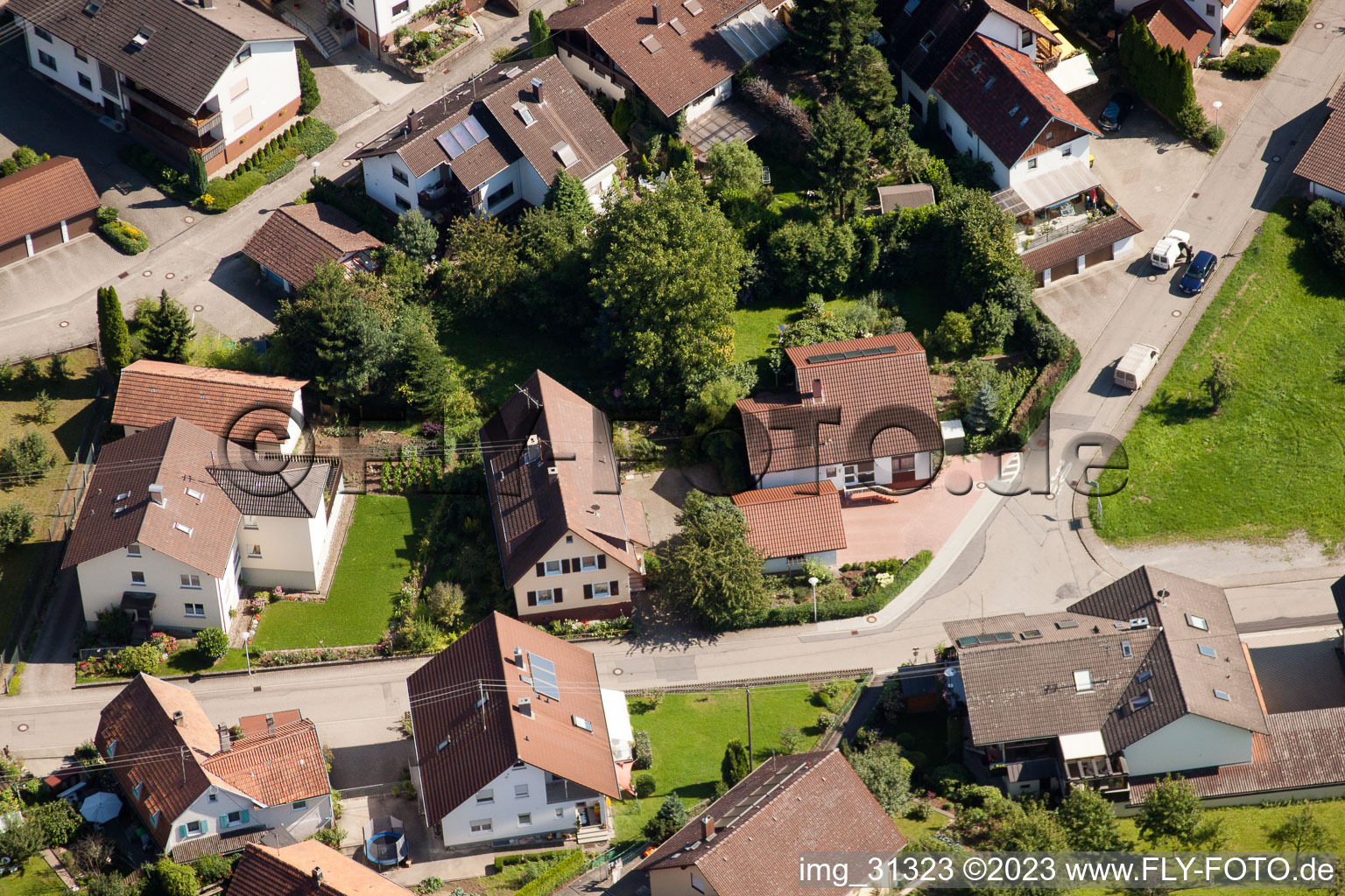 Ortsteil Gallenbach in Baden-Baden im Bundesland Baden-Württemberg, Deutschland aus der Drohnenperspektive