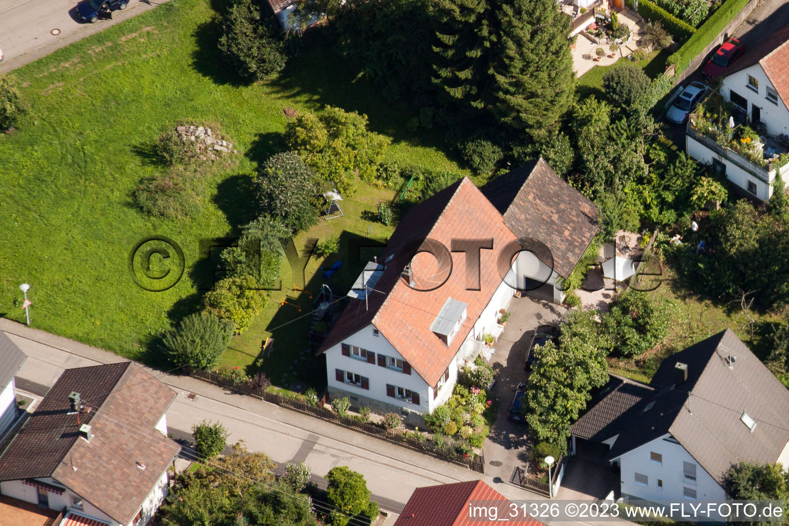 Luftbild von Varnhalt, Gartenstr im Ortsteil Gallenbach in Baden-Baden im Bundesland Baden-Württemberg, Deutschland