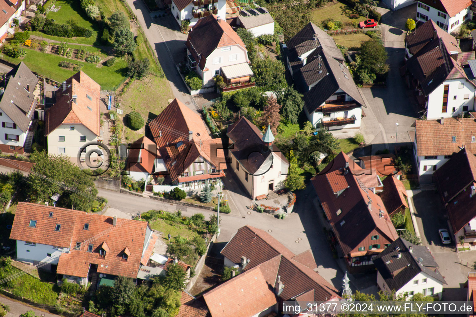 Luftbild von Ortsansicht der Straßen und Häuser der Wohngebiete im Ortsteil Eisental in Bühl im Bundesland Baden-Württemberg, Deutschland