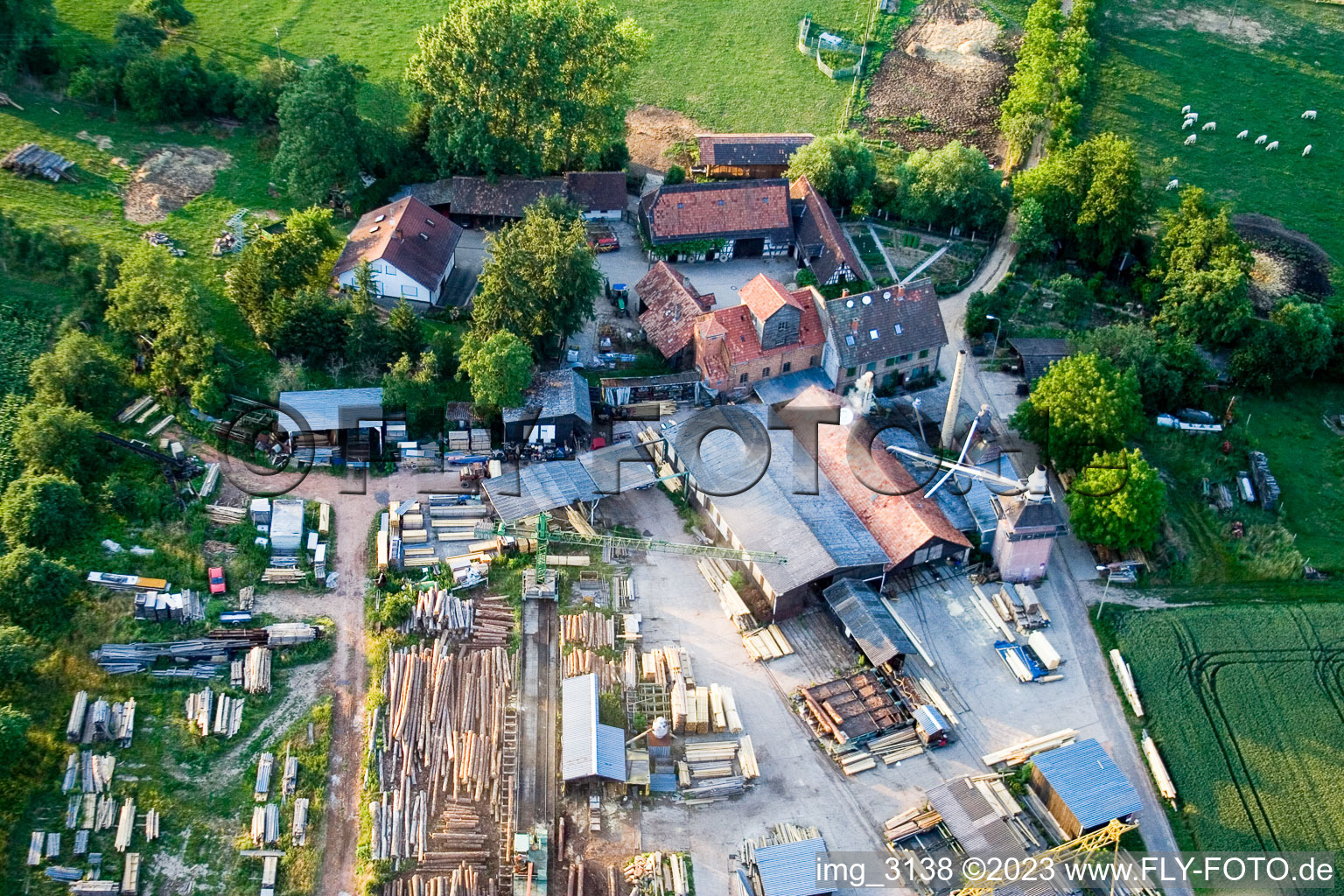 Schaidt, Schaidter Mühle in Wörth am Rhein im Bundesland Rheinland-Pfalz, Deutschland aus der Drohnenperspektive