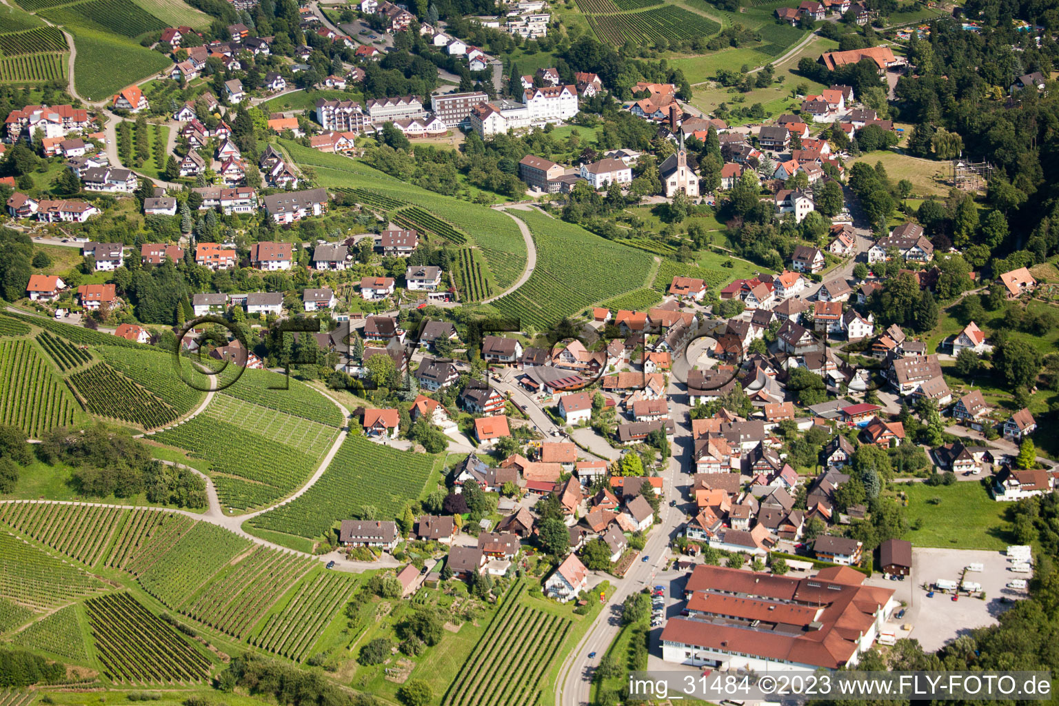 Schrägluftbild von Obersasbach in Sasbach im Bundesland Baden-Württemberg, Deutschland