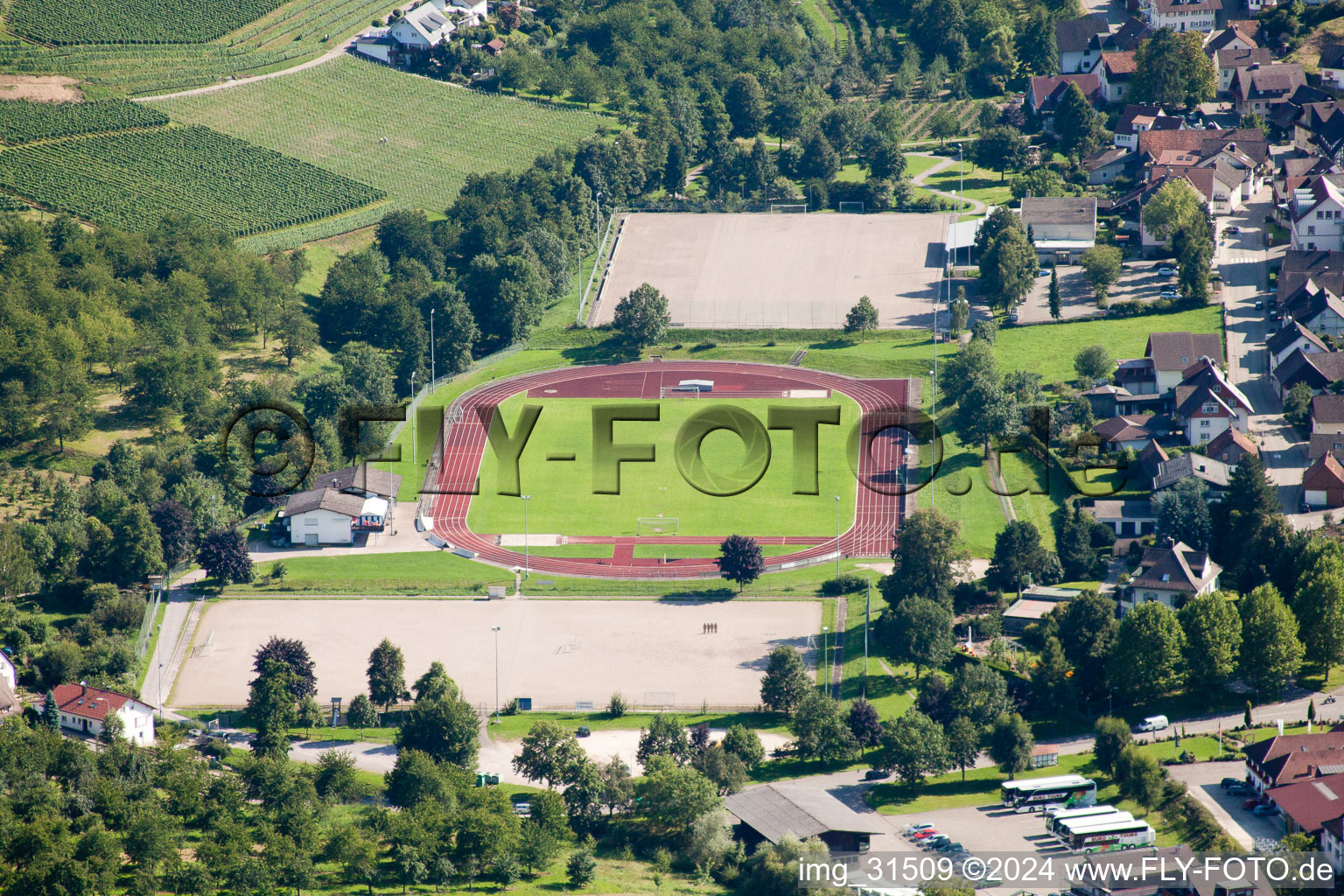 Rodeckstadion mit Sportplätzen des FSV Kappelrodeck-Waldulm im Bundesland Baden-Württemberg, Deutschland