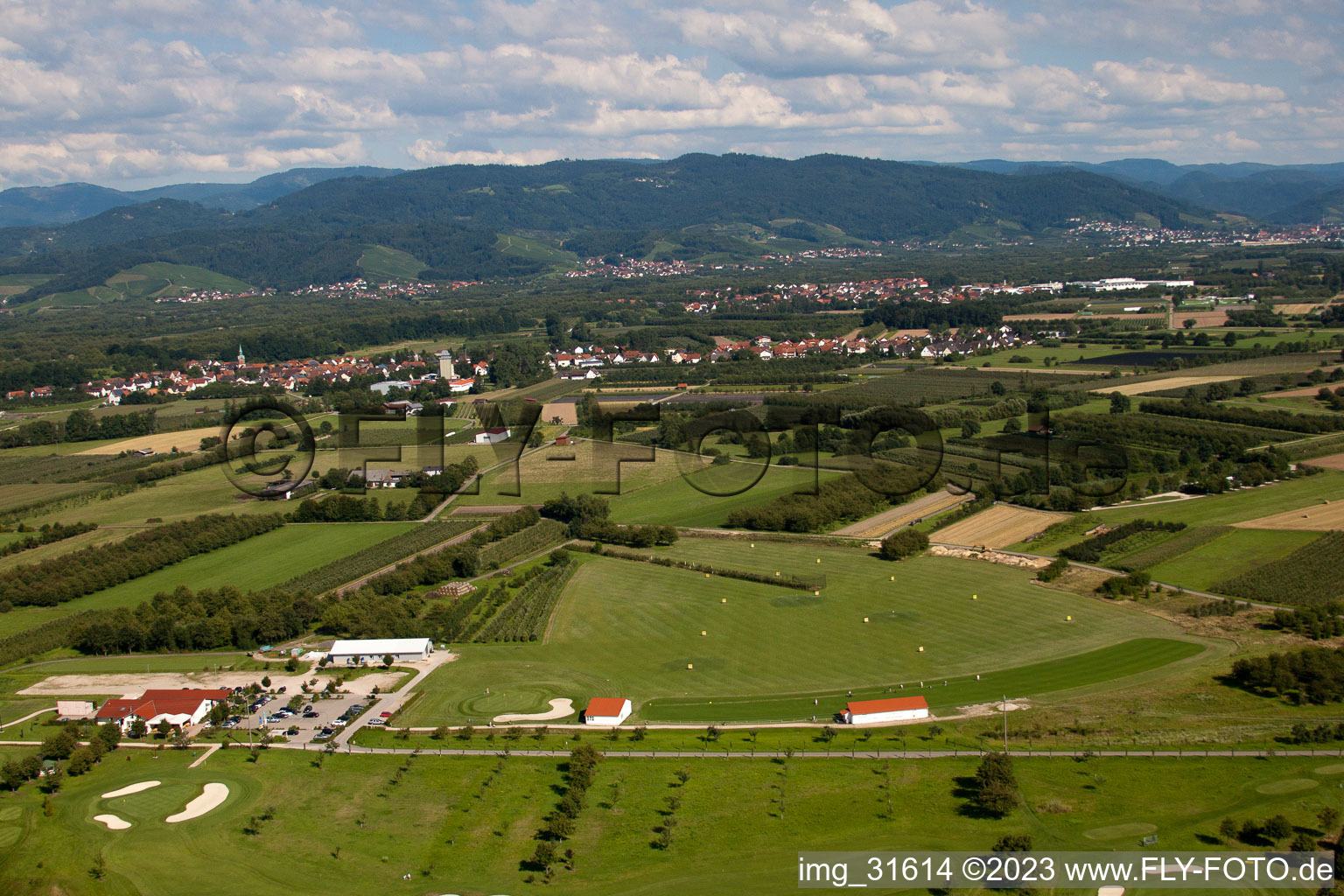 Urloffen, Golfclub Urloffen e. V in Appenweier im Bundesland Baden-Württemberg, Deutschland vom Flugzeug aus