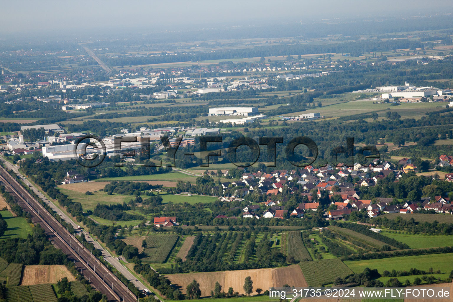 Sasbach West von Norden im Bundesland Baden-Württemberg, Deutschland