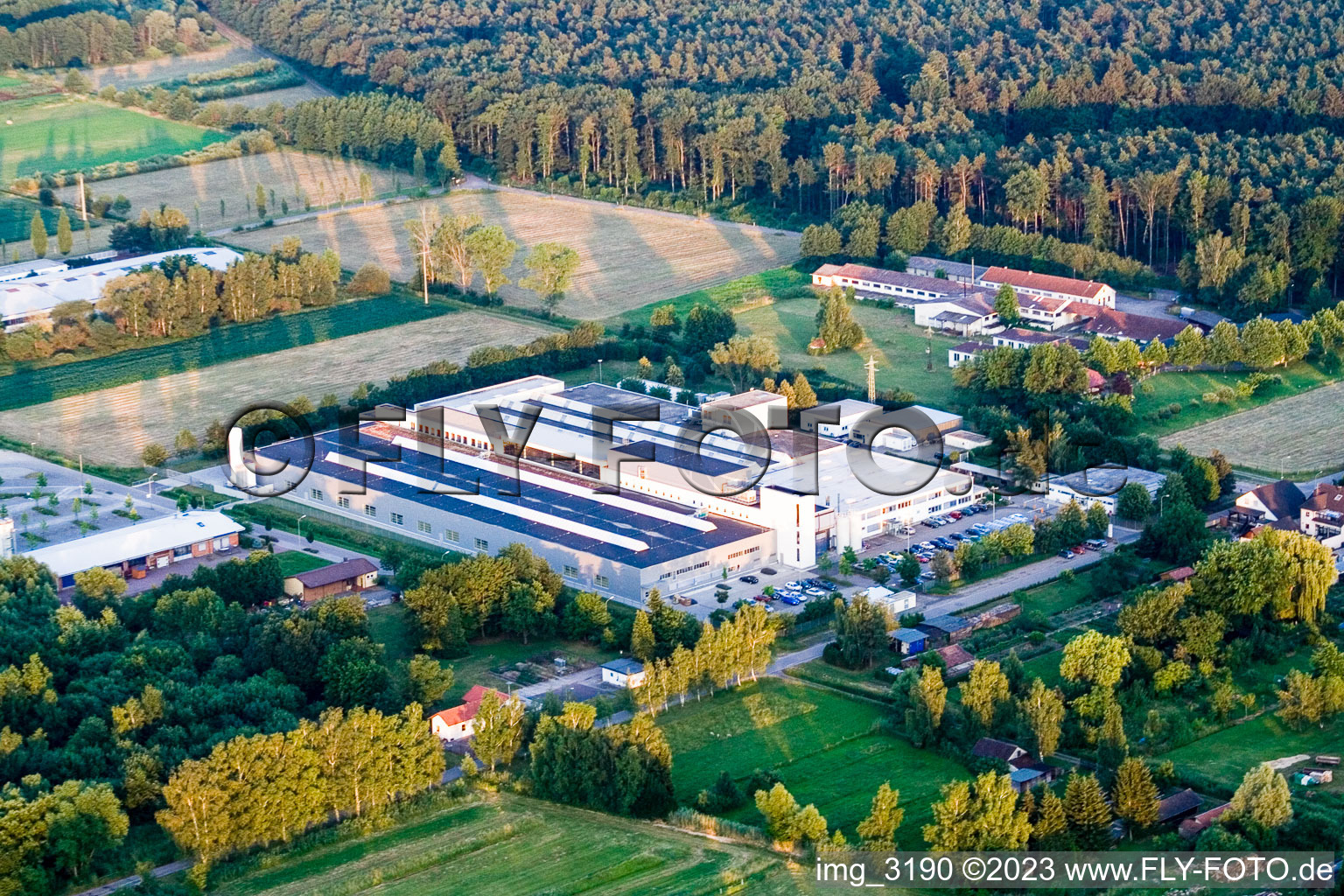 Schaidt, Industriestr in Wörth am Rhein im Bundesland Rheinland-Pfalz, Deutschland