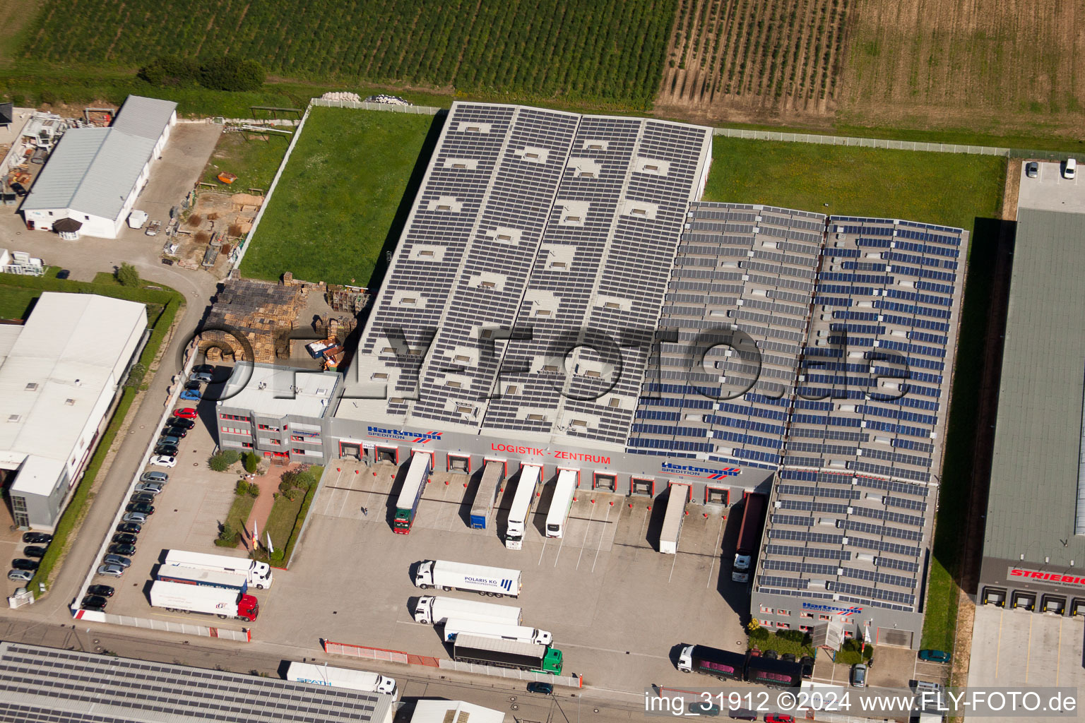 Luftbild von Muggensturm, Industriegebiet Schleifweg, Spedition Hartmann Logistik- Zentrum im Bundesland Baden-Württemberg, Deutschland