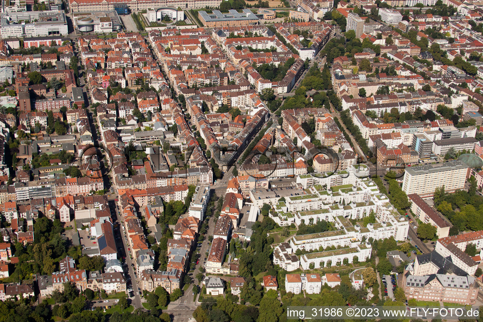 Luftaufnahme von Ortsteil Südweststadt in Karlsruhe im Bundesland Baden-Württemberg, Deutschland