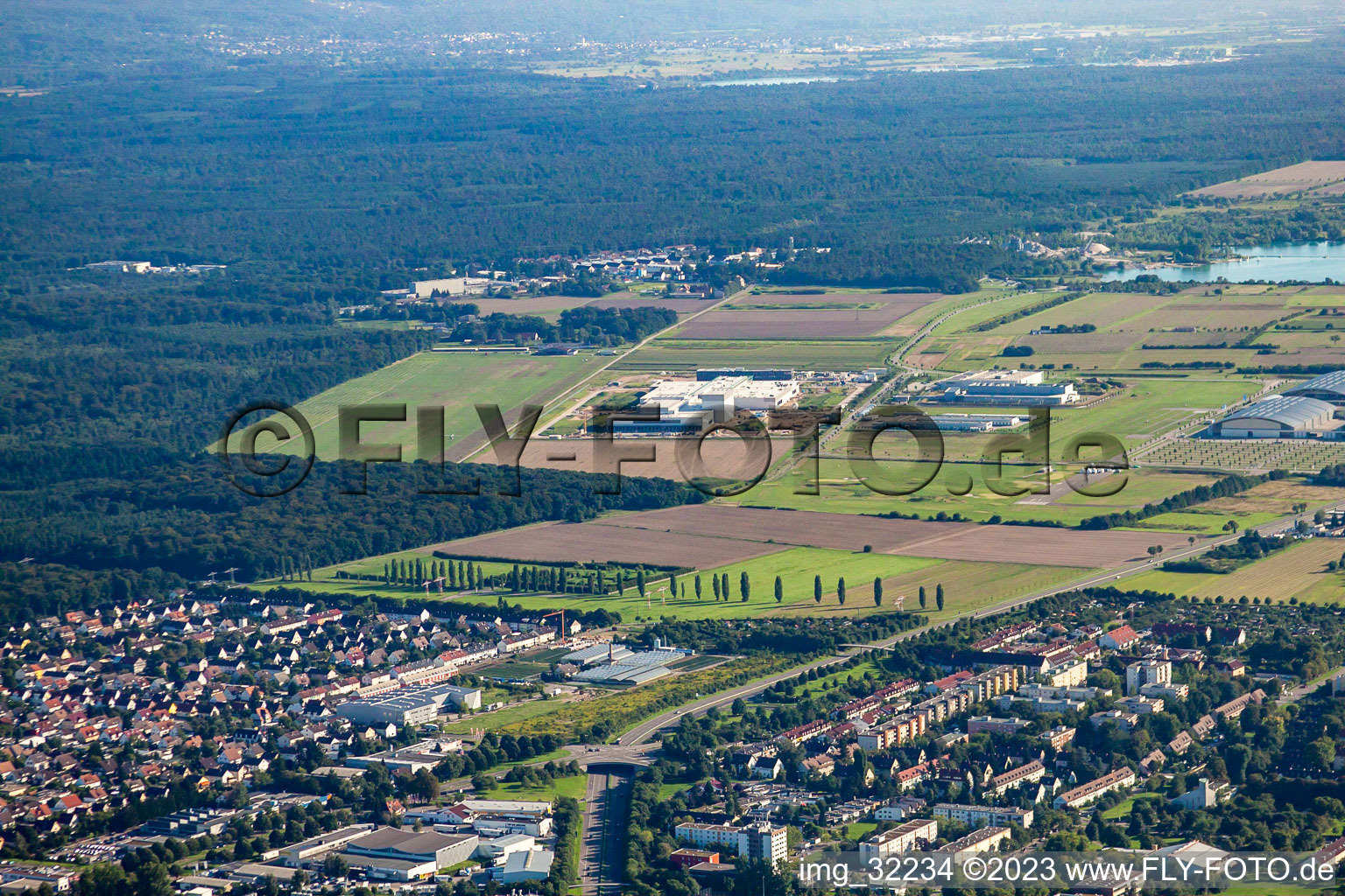 Segelflugplatz Rheinstetten im Ortsteil Forchheim im Bundesland Baden-Württemberg, Deutschland