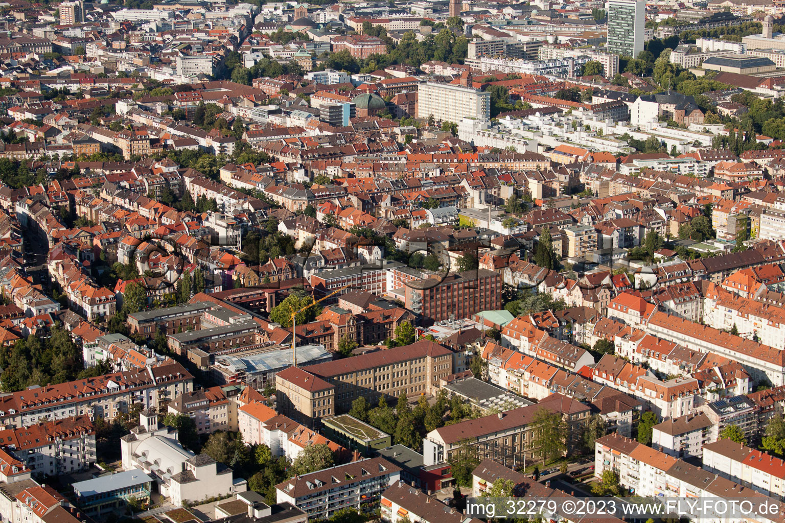 Luftbild von KA, SW-Stadt im Ortsteil Südweststadt in Karlsruhe im Bundesland Baden-Württemberg, Deutschland