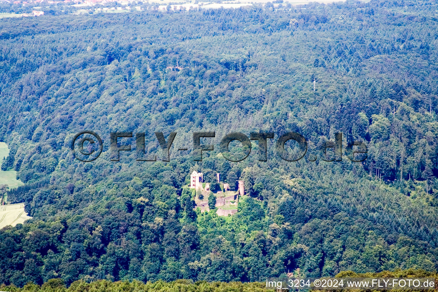 Ruine Minneburg in Neunkirchen im Bundesland Baden-Württemberg, Deutschland