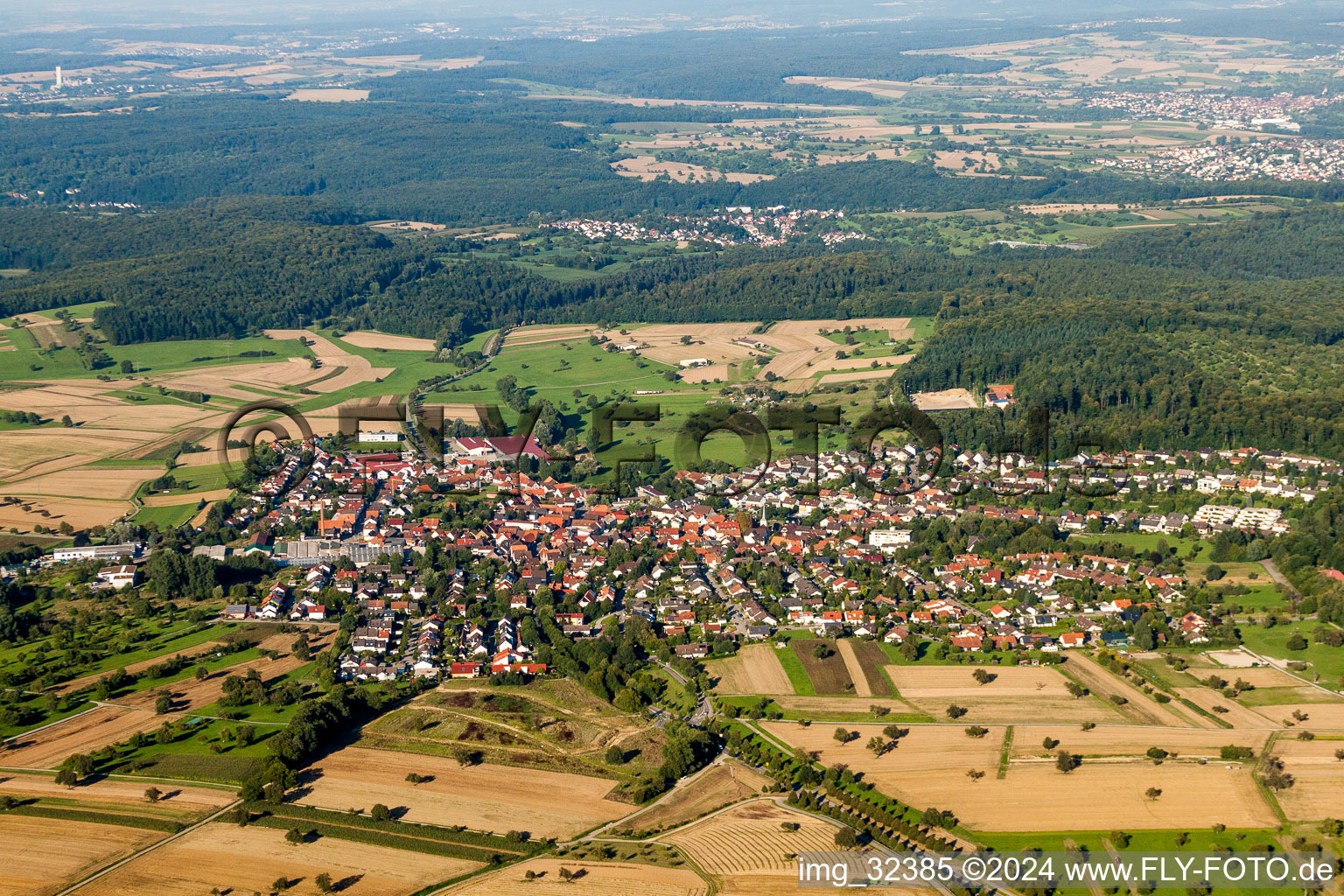 Luftbild von Dorf - Ansicht in Stupferich in Karlsruhe im Bundesland Baden-Württemberg, Deutschland