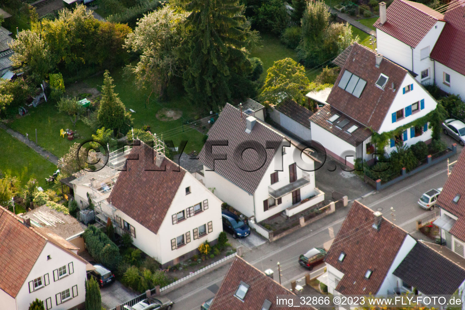 Kandel, Waldstr im Bundesland Rheinland-Pfalz, Deutschland aus der Drohnenperspektive