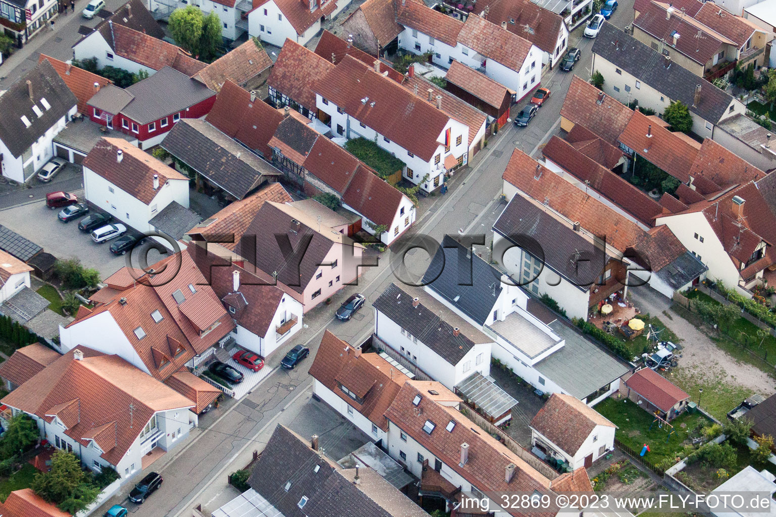 Luftbild von Kandel, Juiststraße, Gaststätte Zum Schloddrer im Bundesland Rheinland-Pfalz, Deutschland