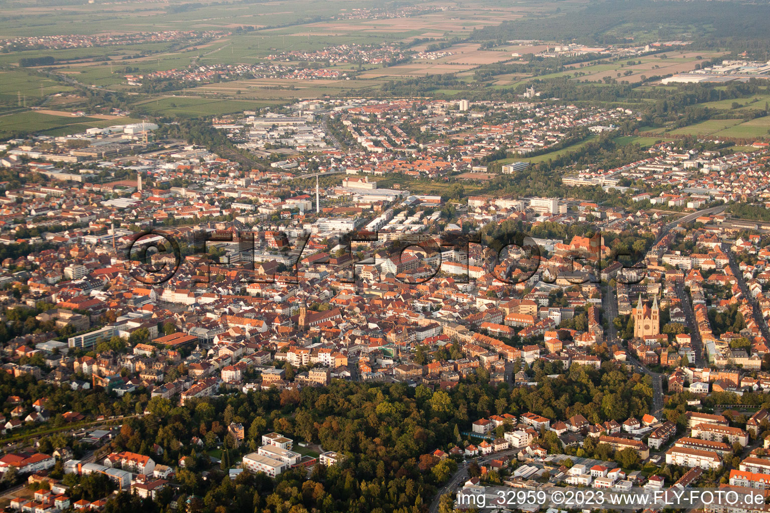 Landau in der Pfalz im Bundesland Rheinland-Pfalz, Deutschland von oben