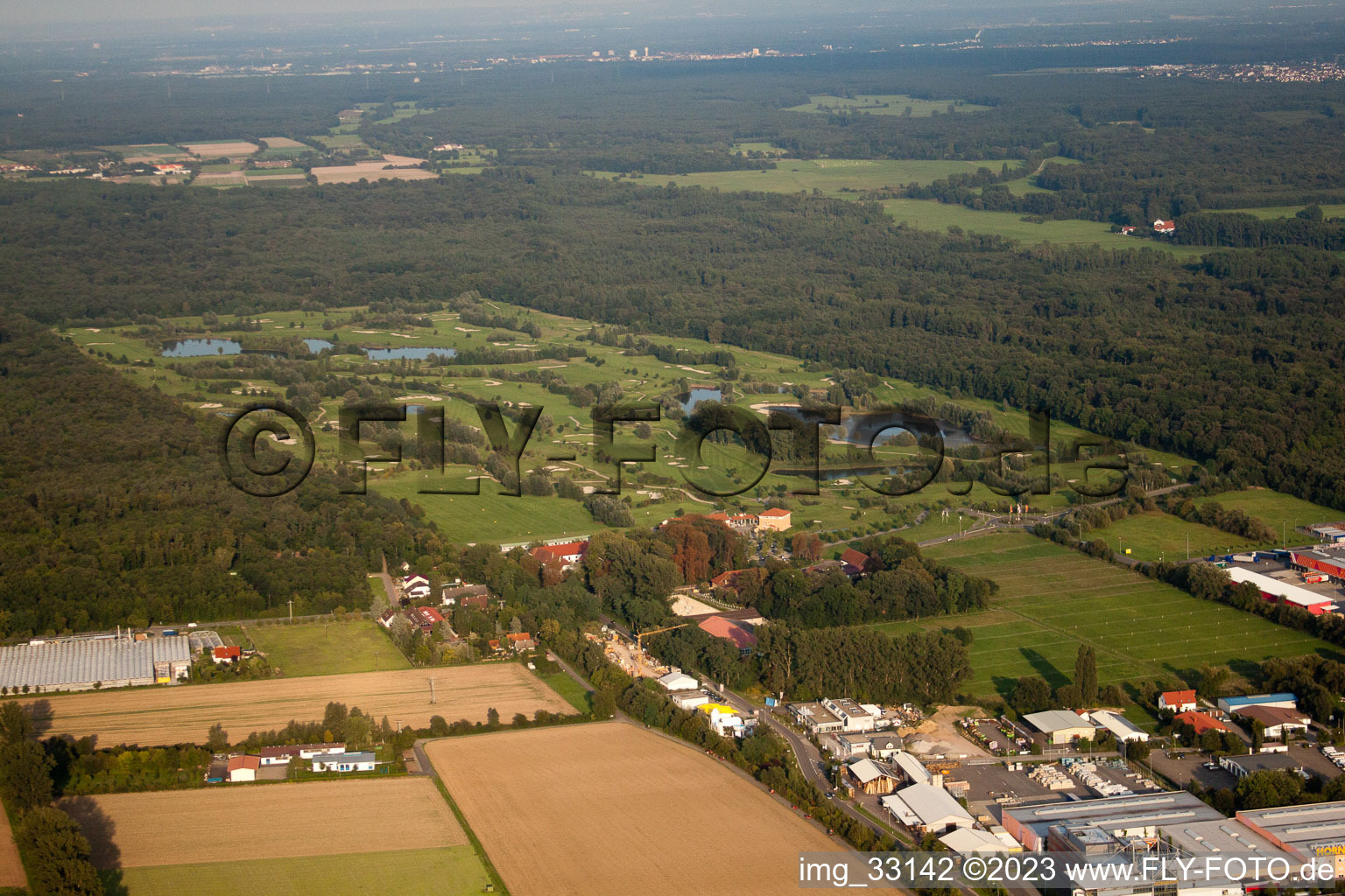 Essingen, Golfanlage Landgut Dreihof im Bundesland Rheinland-Pfalz, Deutschland