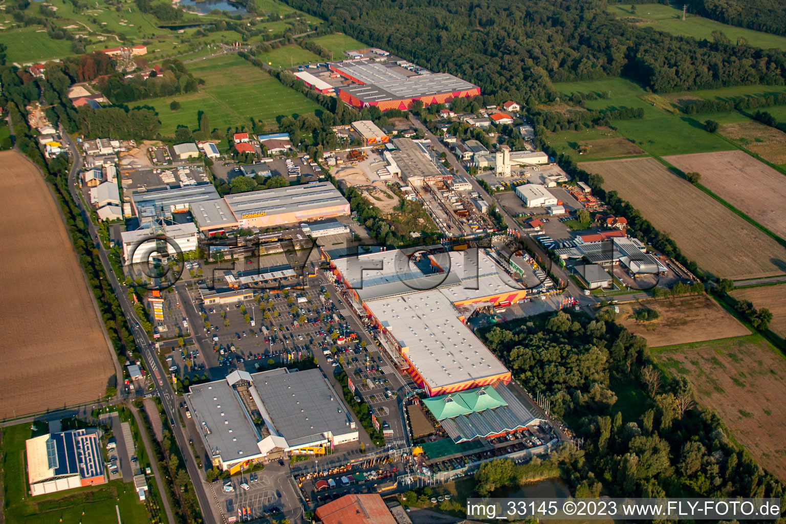 Luftbild von Hornbach Bauzentrum in Bornheim im Bundesland Rheinland-Pfalz, Deutschland
