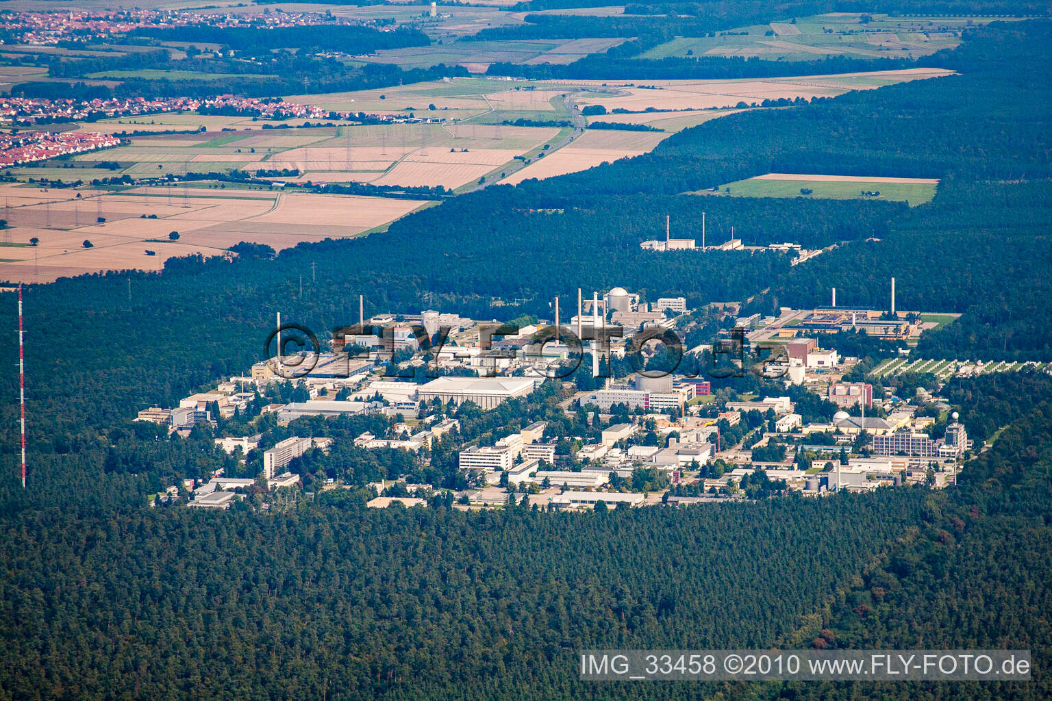 Luftaufnahme von Karlsruhe, KIK, Forschungszentrum im Ortsteil Leopoldshafen in Eggenstein-Leopoldshafen im Bundesland Baden-Württemberg, Deutschland