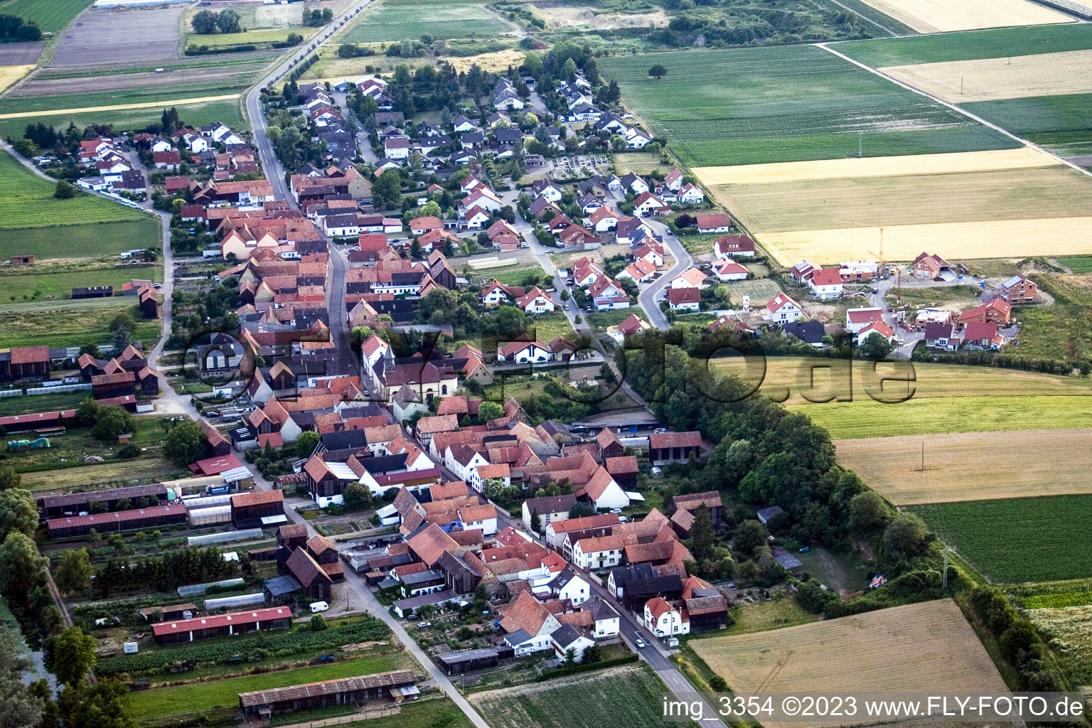 Luftaufnahme von Herxheimweyher im Bundesland Rheinland-Pfalz, Deutschland