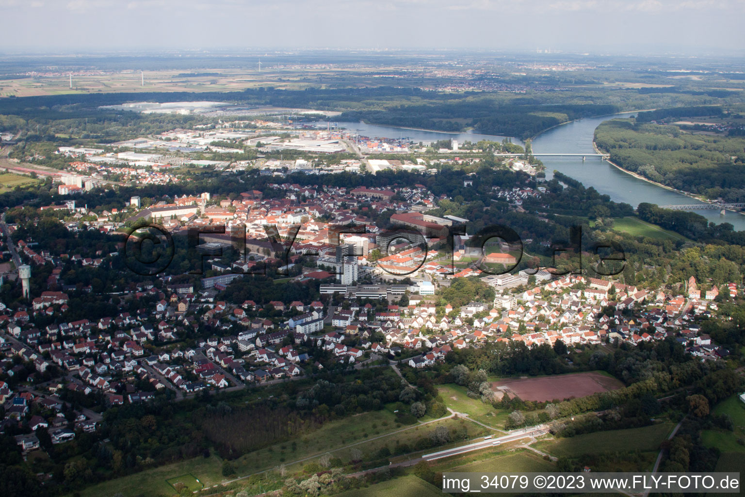 Germersheim von Süden im Bundesland Rheinland-Pfalz, Deutschland von oben