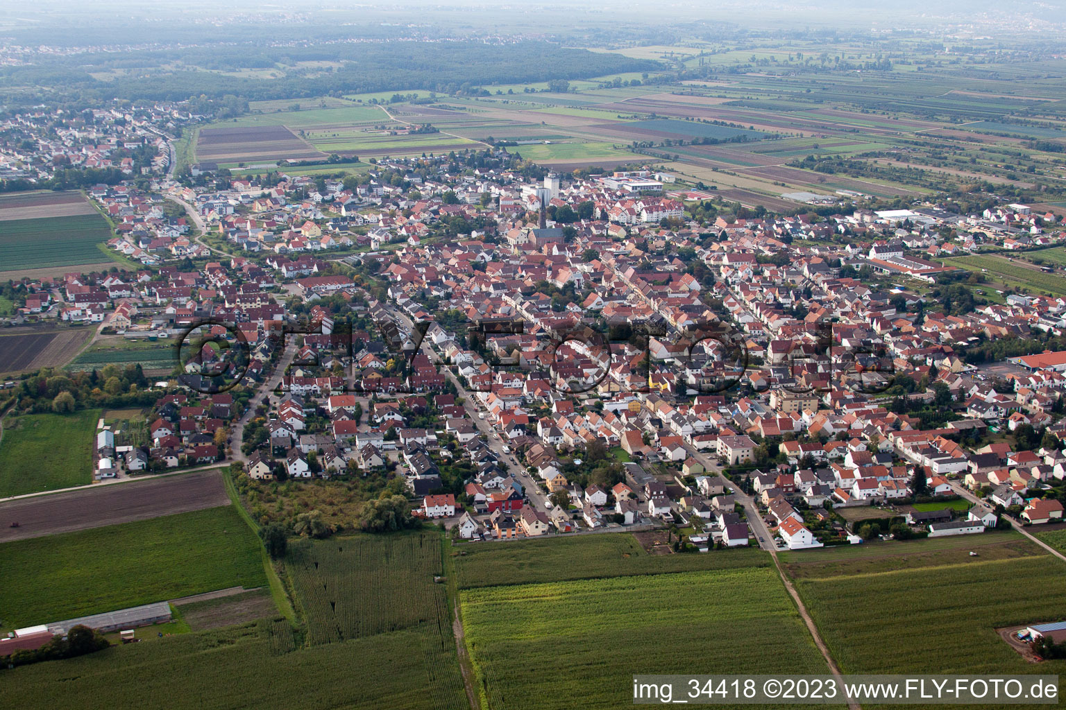 Lambsheim im Bundesland Rheinland-Pfalz, Deutschland von oben gesehen