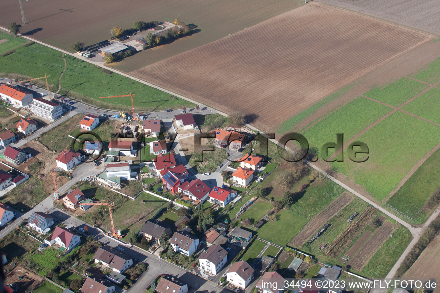 Kandel, Höhenweg im Bundesland Rheinland-Pfalz, Deutschland von einer Drohne aus