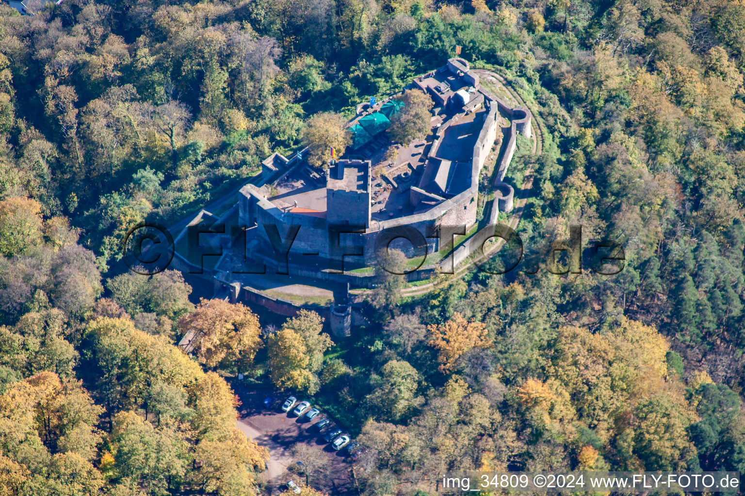 Luftbild von Ruine Landeck in Klingenmünster im Bundesland Rheinland-Pfalz, Deutschland