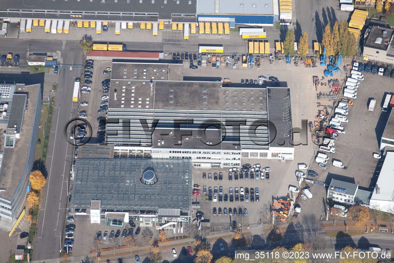 Luftbild von Karlsruhe Killisfeld, Iveco Süd-West Nutzfahrzeuge GmbH im Ortsteil Durlach im Bundesland Baden-Württemberg, Deutschland