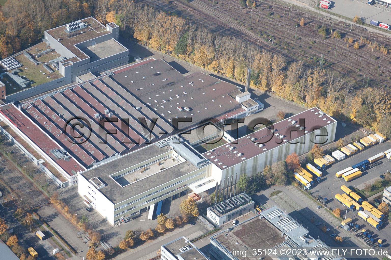 Luftbild von Karlsruhe Killisfeld, Deutsche Homöopathie-Union DHU-Arzneimittel GmbH & Co. KG im Ortsteil Durlach im Bundesland Baden-Württemberg, Deutschland